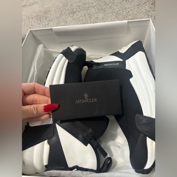 NWT Moncler Black and White Sneakers compassor zip womens size 40 - Picture 6 of 7